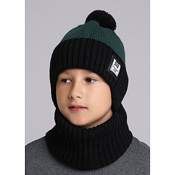 Детская шапка с помпоном, т.зеленый/черный