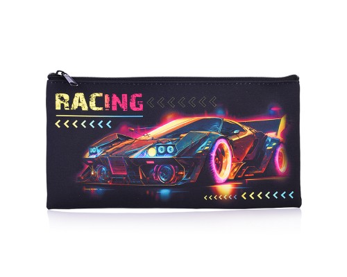 Пенал плоский "Racing" 20,5х10,8см. Изготовлен из полиэстера, 210 ден. Имеется одно основное отделение на молнии. Предназначен хранения, канцелярских принадлежностей и прочих мелочей,  может использоваться в качестве необольшой косметички