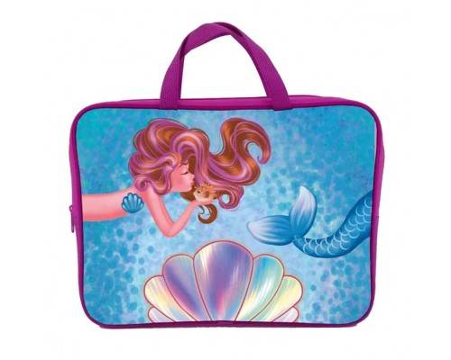 Папка - сумка "Русалка" А4, боковина - 75 мм. Предназначена для хранения альбомов, рисунков и прочих принадлежностей для школы и творчества. Модель выполнена из  полиэстера. Папка оснащена текстильными ручками, имеется одно основное отделение на