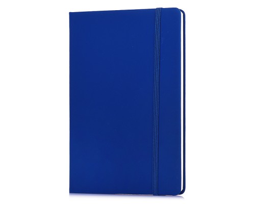 Записная книжка A5 (140 ммx205 мм) 160 стр, кремовая бумага 70 г/м&sup2; в клетку, печать в 1 краску, твердая обложка из искусственной кожи с покрытием Soft Touch, вертикальная резинка, закругленные уголки, 1 ляссе, в термоусадочной пленке, синяя