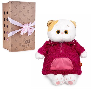 Кошечка Ли-Ли в анораке