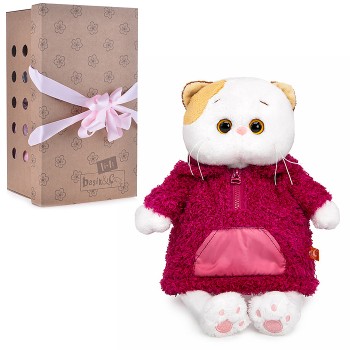 Кошечка Ли-Ли в анораке