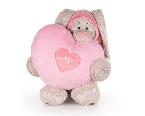 Заяц Вито в пудровой кофте, с сердцем подушкой пудровой, 37см