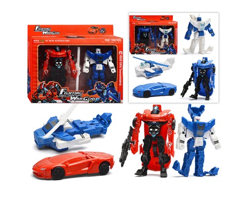 Набор роботов "Бои титанов" трансформирующихся, в коробке