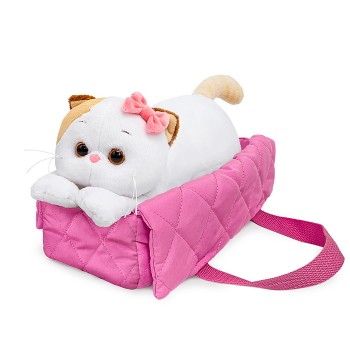 Кошечка Ли-Ли в сумке-переноске (лежачая)