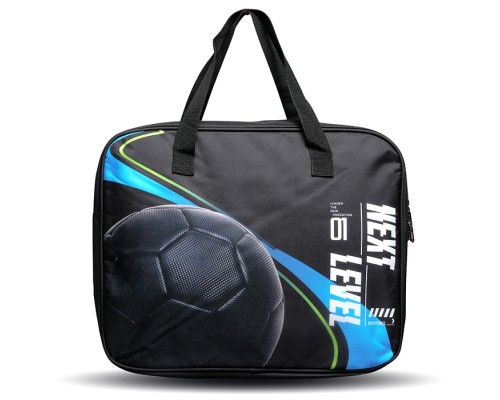 Папка для тетрадей, ИЗО и технологии "Next Level Football" A4 (36x28x8 см), плотный износостойкий полиэстер с водоотталкивающей пропиткой, отделение на молнии с внутренним карманом, с текстильными ручками увеличенной длины 28 см, с текстильным р